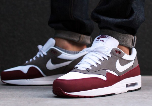 nike rouge air max